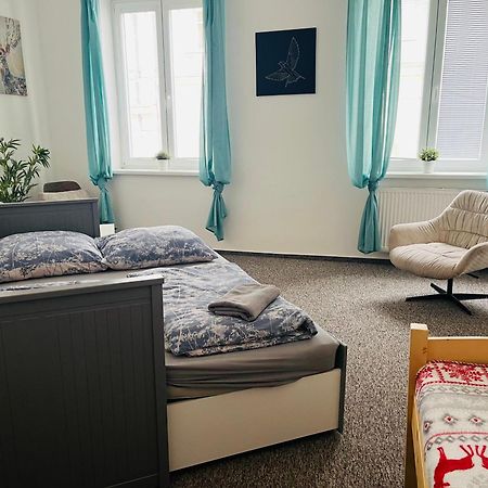 Apartma Luxura Дечин Екстериор снимка