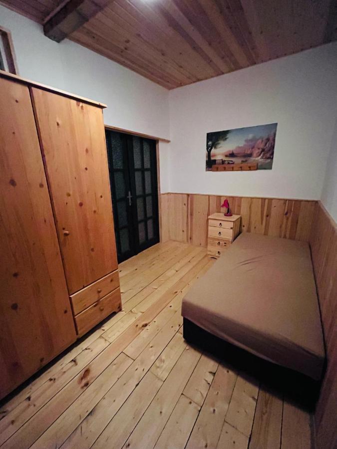 Apartma Luxura Дечин Екстериор снимка