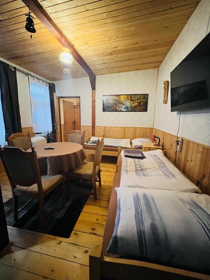 Apartma Luxura Дечин Екстериор снимка
