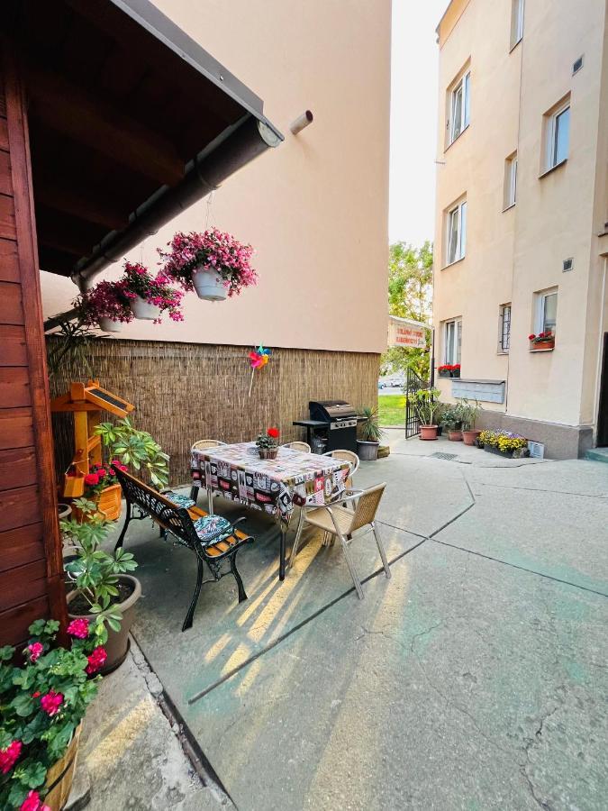 Apartma Luxura Дечин Екстериор снимка