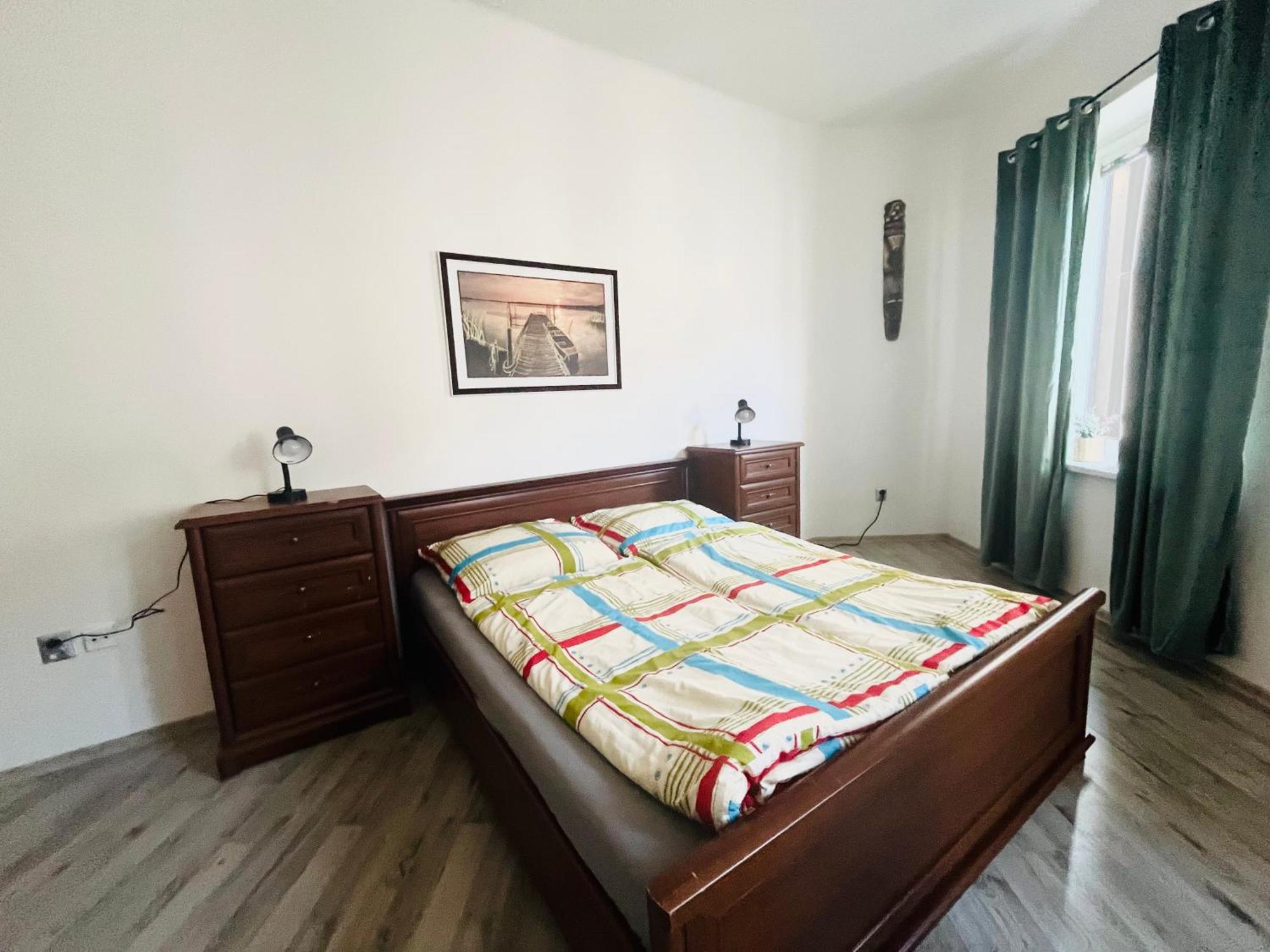 Apartma Luxura Дечин Екстериор снимка