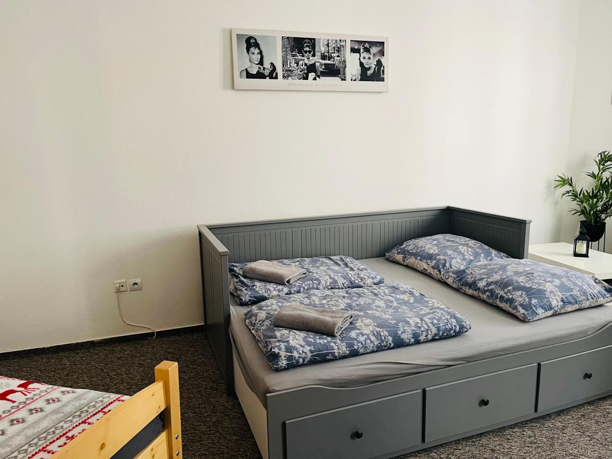 Apartma Luxura Дечин Екстериор снимка